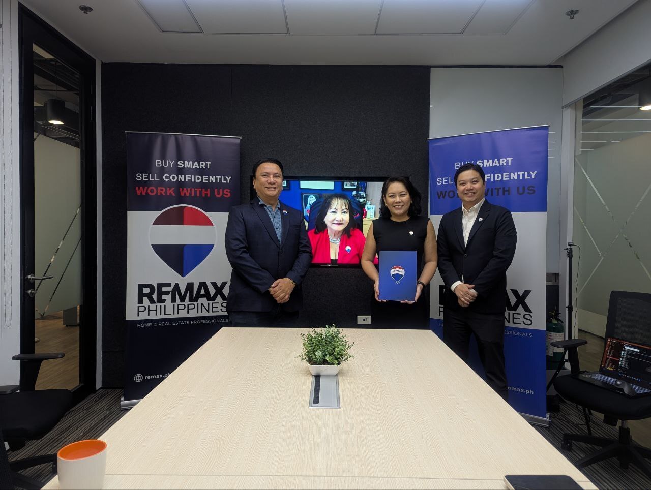 REMAX CORE